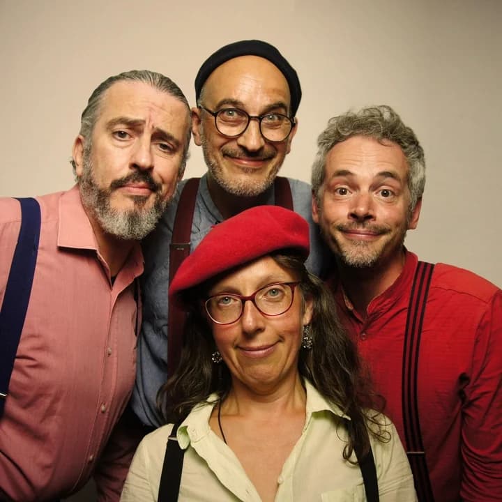 Bernard — La vilaine buvette