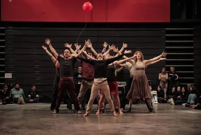 Les petites épopées • Compagnie Le Doux Supplice — parc Saint-Cyr