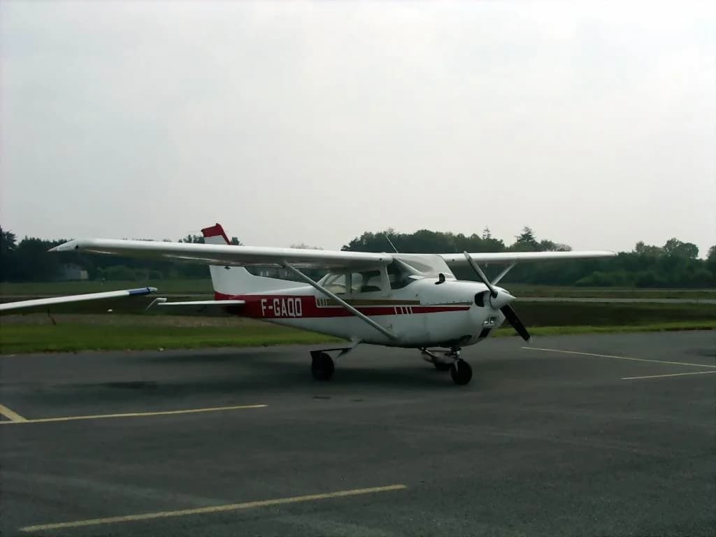 Aérodrome de Dinan Trélivan LFEB
