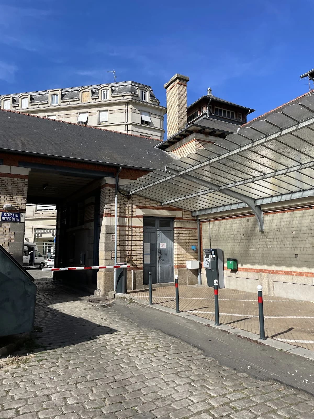 Les Halles Centrales C-PARK