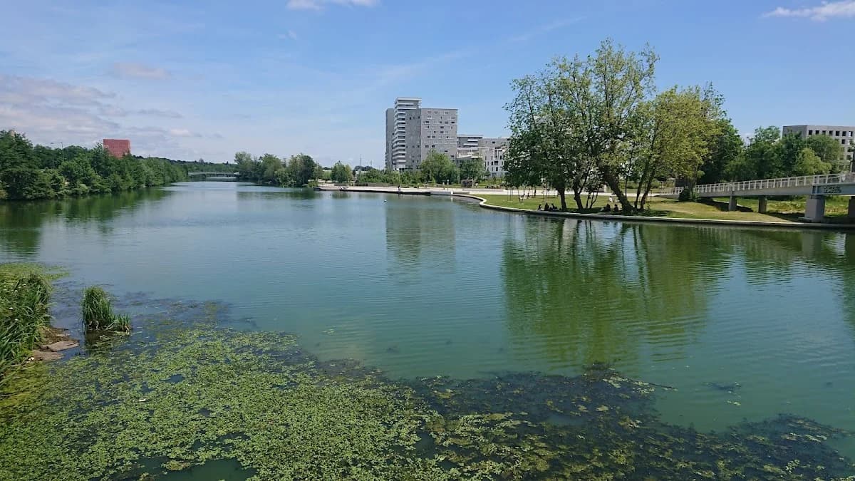 Parc de Baud chardonnet et les rerrasses du Vertugadin